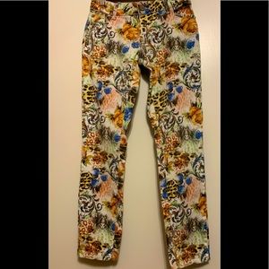Hot Kiss Patterned Ankle Jeans Sz 5